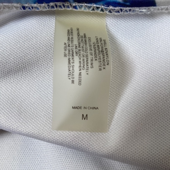 Floral Bikini set - Picture 4 of 4